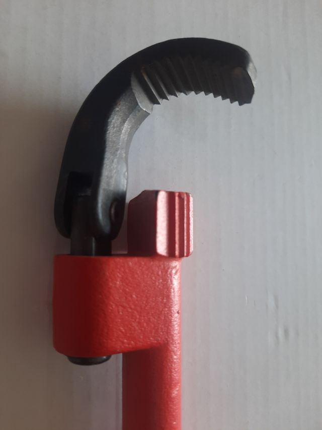 LLAVE ARTICULADA MINI FONTANERO