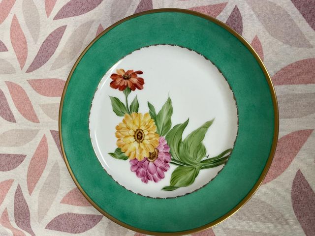 Set piatti in porcellana