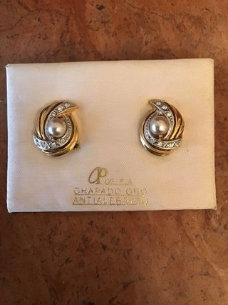 Pendientes vintage chapados oro
