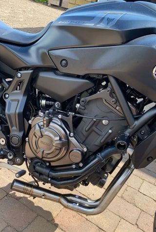 ✅Escape yamaha mt07✅