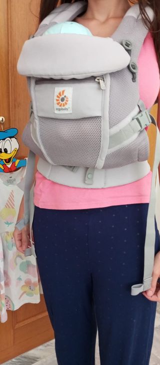 Mochila porteo ergonómica ergobaby adapt