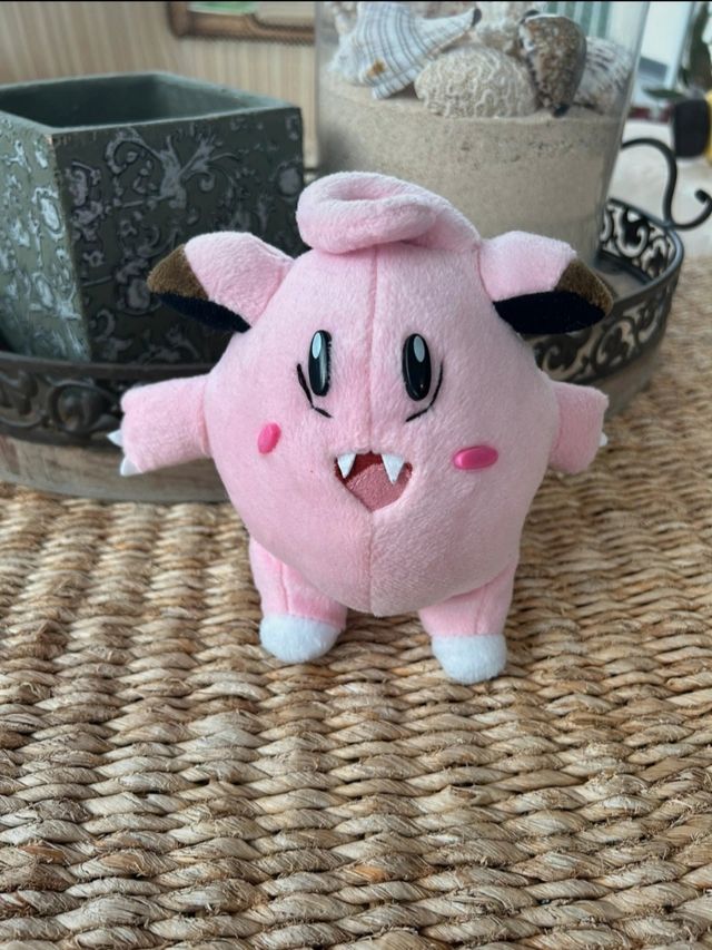 Peluche Clefairy Pokémon oficial