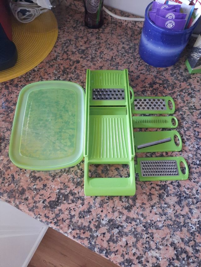 Mandolina + tuper + 5 acoples