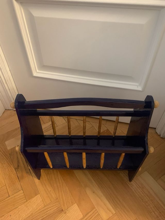 Revistero vintage azul marino