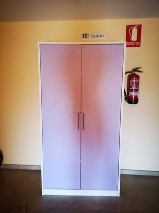 Armario juvenil