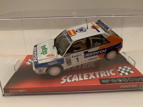 Scalextric Lancia Delta Integrale Carlos Sainz