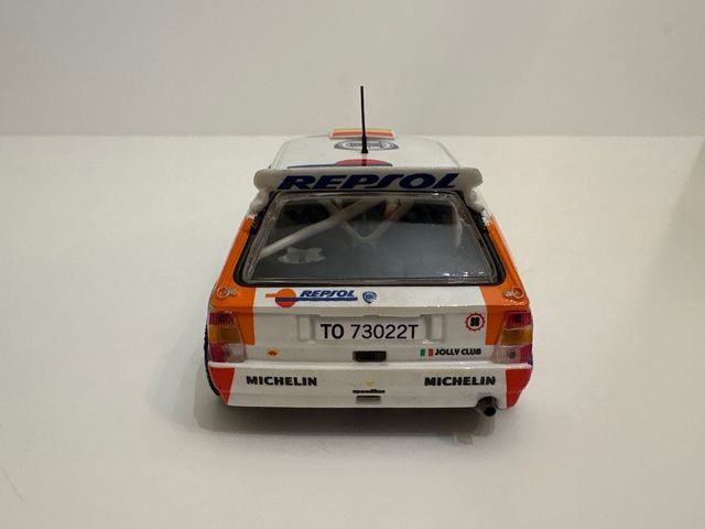 Scalextric Lancia Delta Integrale Carlos Sainz