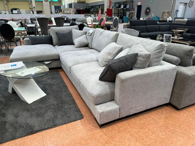 SOFA CHESLON GRIS CLARO MODERNO