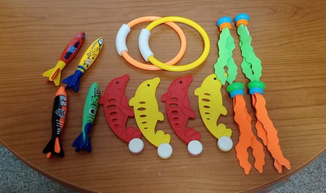 Juguetes de piscina 