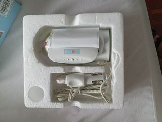 Calienta biberones automóvile