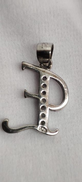 Inicial plata de ley con circonitas