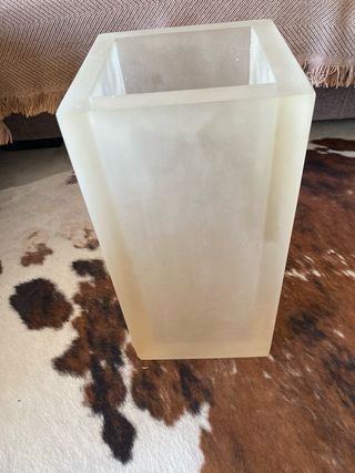 Paragüero, macetero, florero...