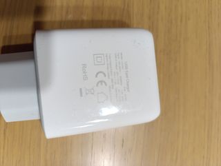 Caricabatterie a ricarica rapida da 18 W. Con due porte USB