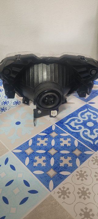 Faro Yamaha YS125