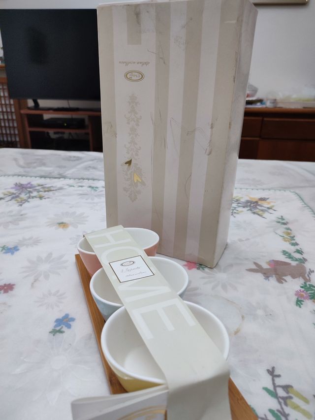 Set ciotole con base in legno "L'infinito"