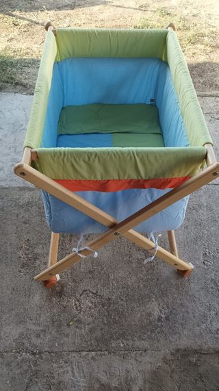 Minicuna bebé