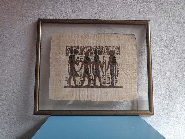 Papiro egipcio enmarcado