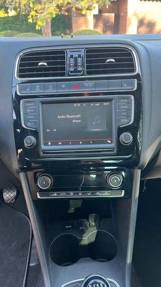 Volkswagen Polo 2015