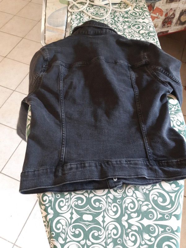 giubbotto in denim nero