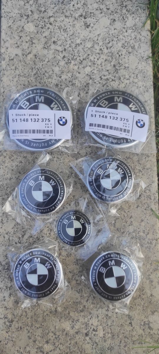 SET DI 7 EMBLEMI BMW 50th nero/bianco