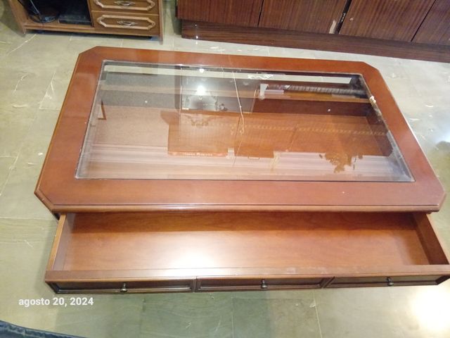 MESA BAJA DE SALON-COMEDOR