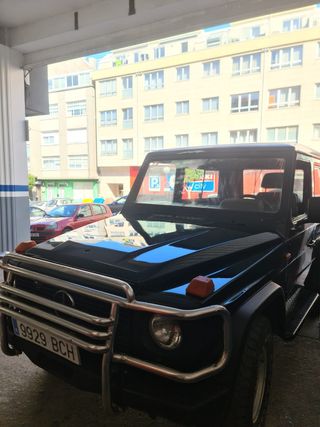 Mercedes Benz G300