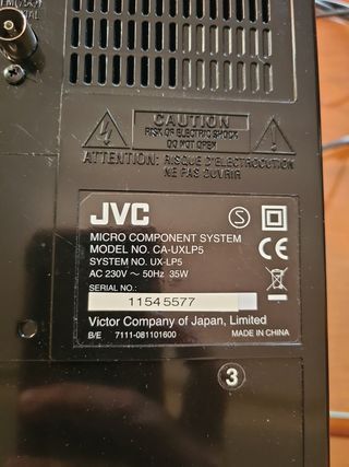 Altavoces JVC Modelo UX-LP5