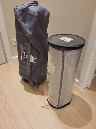 Cuna de viaje Jané + colchón