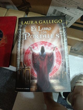 El libro de los portales, Laura gallego 