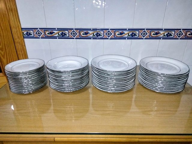 Vajilla de porcelana vintage