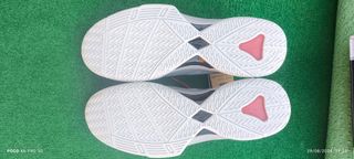 SCARPE SPORTIVE NUOVE