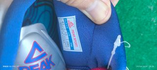 SCARPE SPORTIVE NUOVE