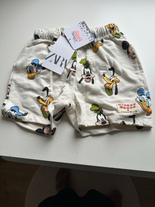 Pantalon zara disney con etiqueta