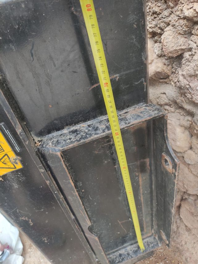 Pala para minicargadora