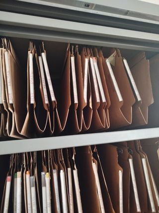 Armario archivador metálico con llave retro