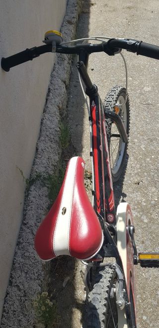 Bicicleta niño niña Cóndor Rocket 18"