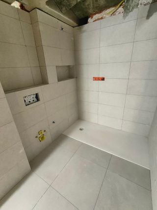 Bañera por plato, reformas baños