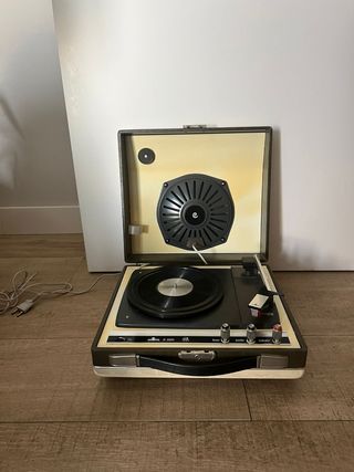 Tocadiscos COSMO B 3210