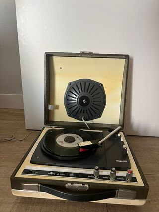 Tocadiscos COSMO B 3210