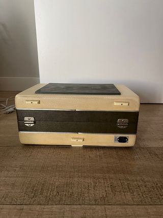 Tocadiscos COSMO B 3210