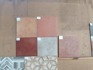 Azulejos imitación madera y mucho más.