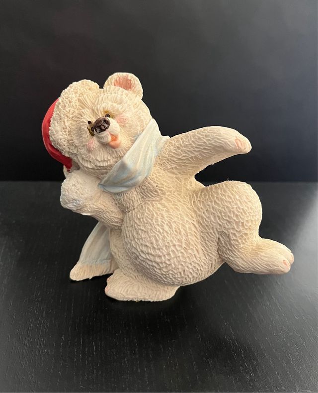 Statuetta in ceramica orso di Natale