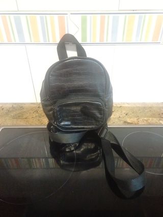 Mochila pequeña zara