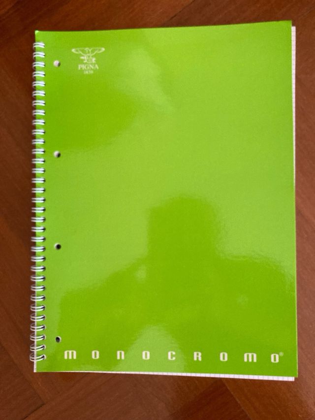 Set materiale scuola 10 pezzi di marca nuovi