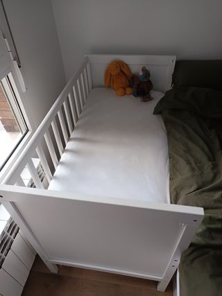 Cuna SUNDVIK (IKEA) + colchón Visco Baby