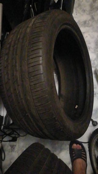 Neumáticos para ruedas de coche