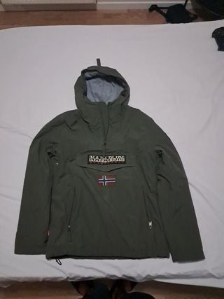Cazadora napapijri