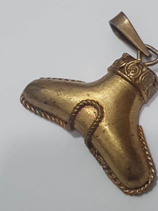 Colgante precolombino amuleto tairona