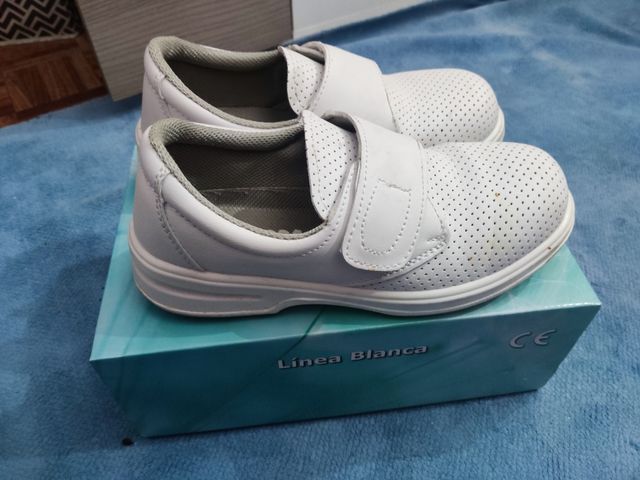 Zapatillas seguridad sanitarias