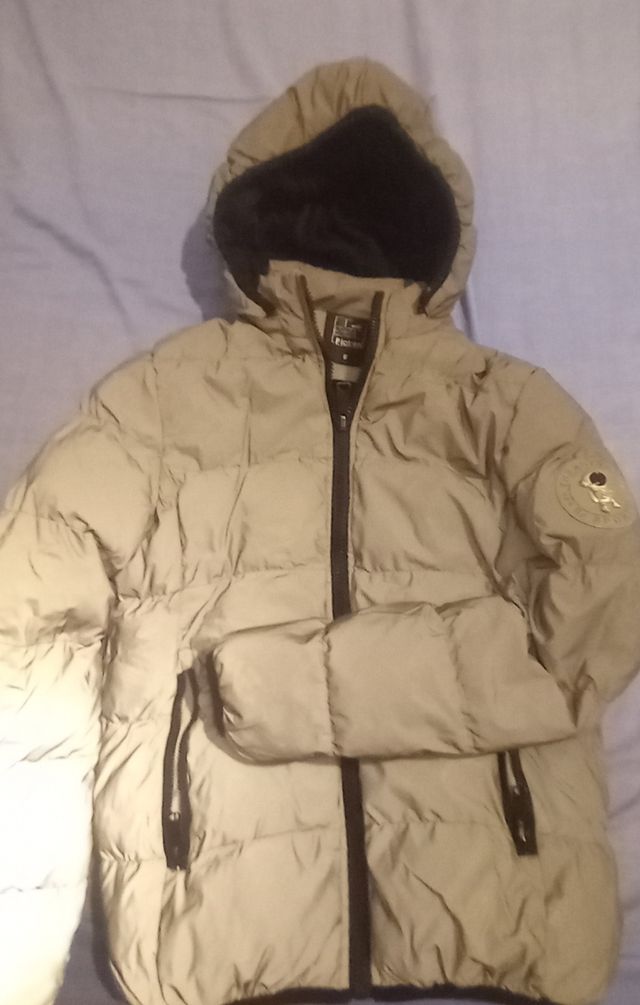 Chaqueta tipo plumas